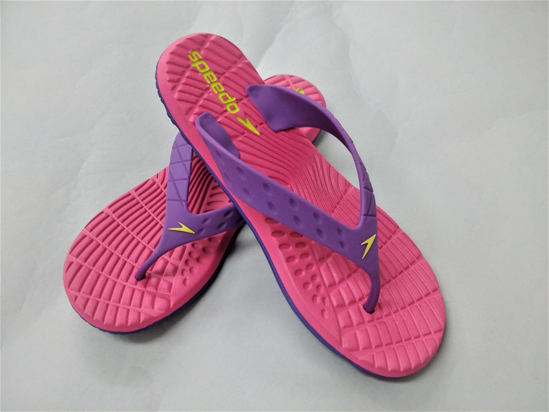 ladies flip flops